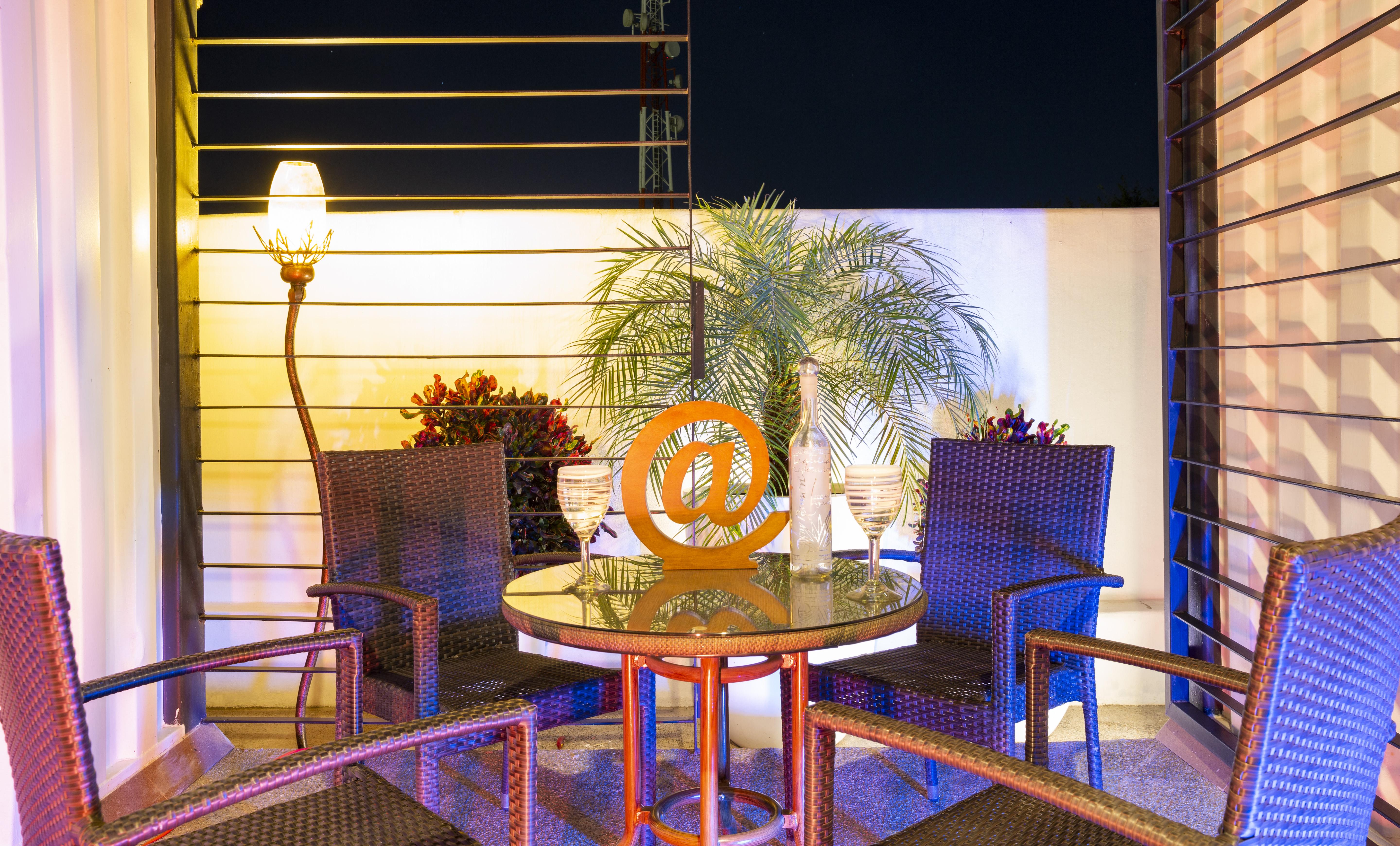 Container Inn Hotel Aeropuerto 巴亞爾塔港 外观 照片